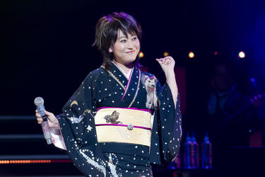 水谷千重子キーポンシャイニング歌謡祭 2016 in NHK ホール [DVD] 2zzhgl6 Amazon.co.jp: 水谷千重子キーポンシャイニング歌謡祭 2016 in NHK
