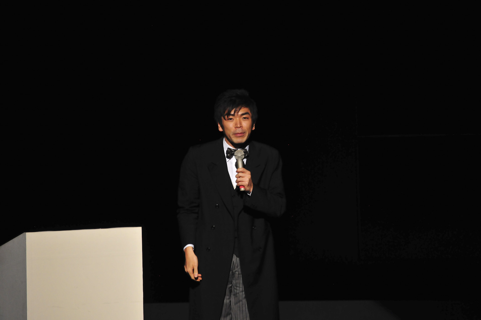 http://news.yoshimoto.co.jp/photos/uncategorized/2014/11/04/0011_1.jpg