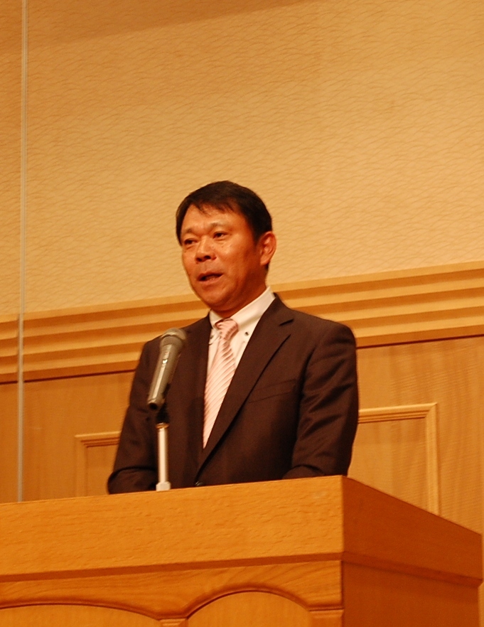 http://news.yoshimoto.co.jp/photos/uncategorized/2014/12/12/20141212144501-39ee3f92879e4531e57f2b633e3f95ef5f078921.jpg