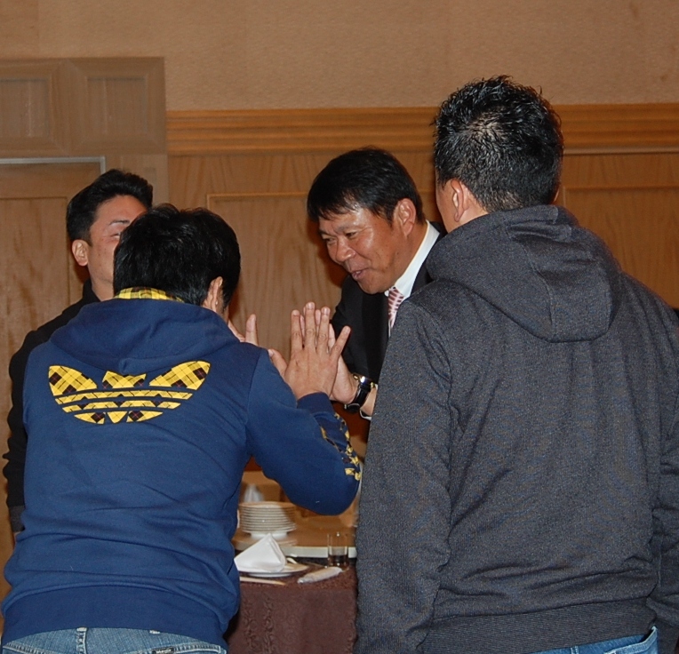http://news.yoshimoto.co.jp/photos/uncategorized/2014/12/12/20141212150032-612f170c47b3ca88449f751e9ef1bb948df7b730.jpg