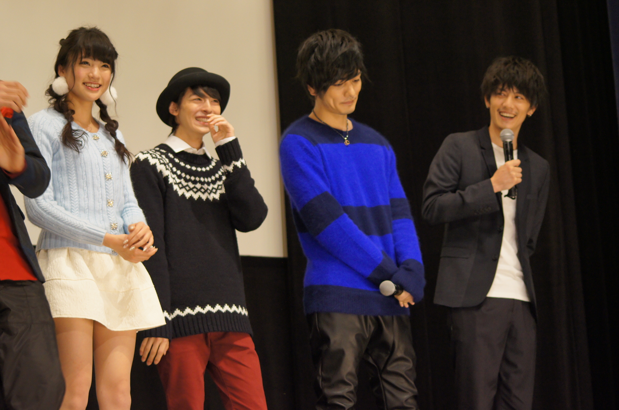 http://news.yoshimoto.co.jp/photos/uncategorized/2014/12/13/20141213182444-c7ae0519f0ef443e21a860733174f3cb902ee3db.jpg