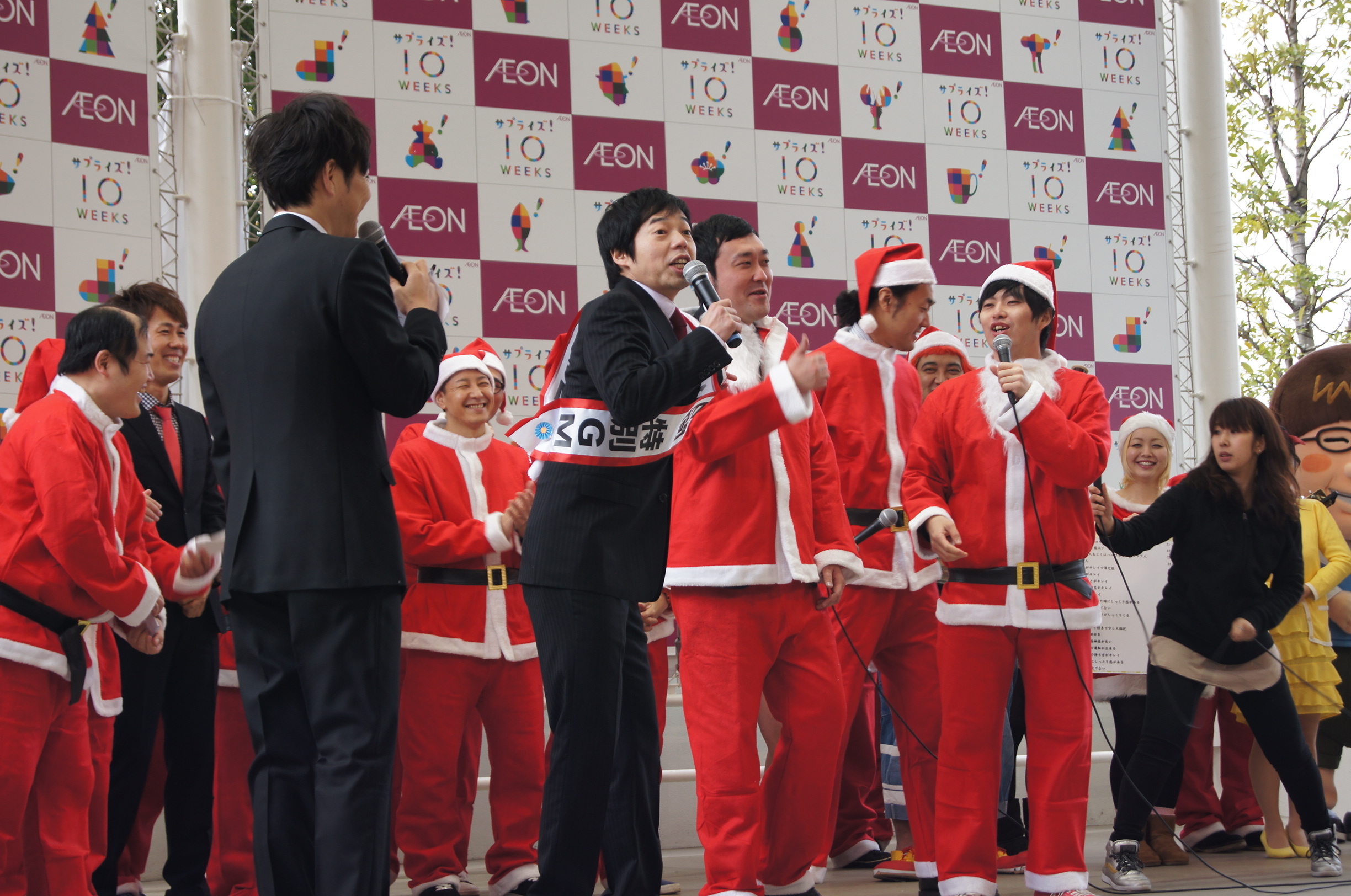 http://news.yoshimoto.co.jp/photos/uncategorized/2014/12/20/20141220171521-327e55cb2b67824cfa31d0a2c892d71e5b506665.jpg