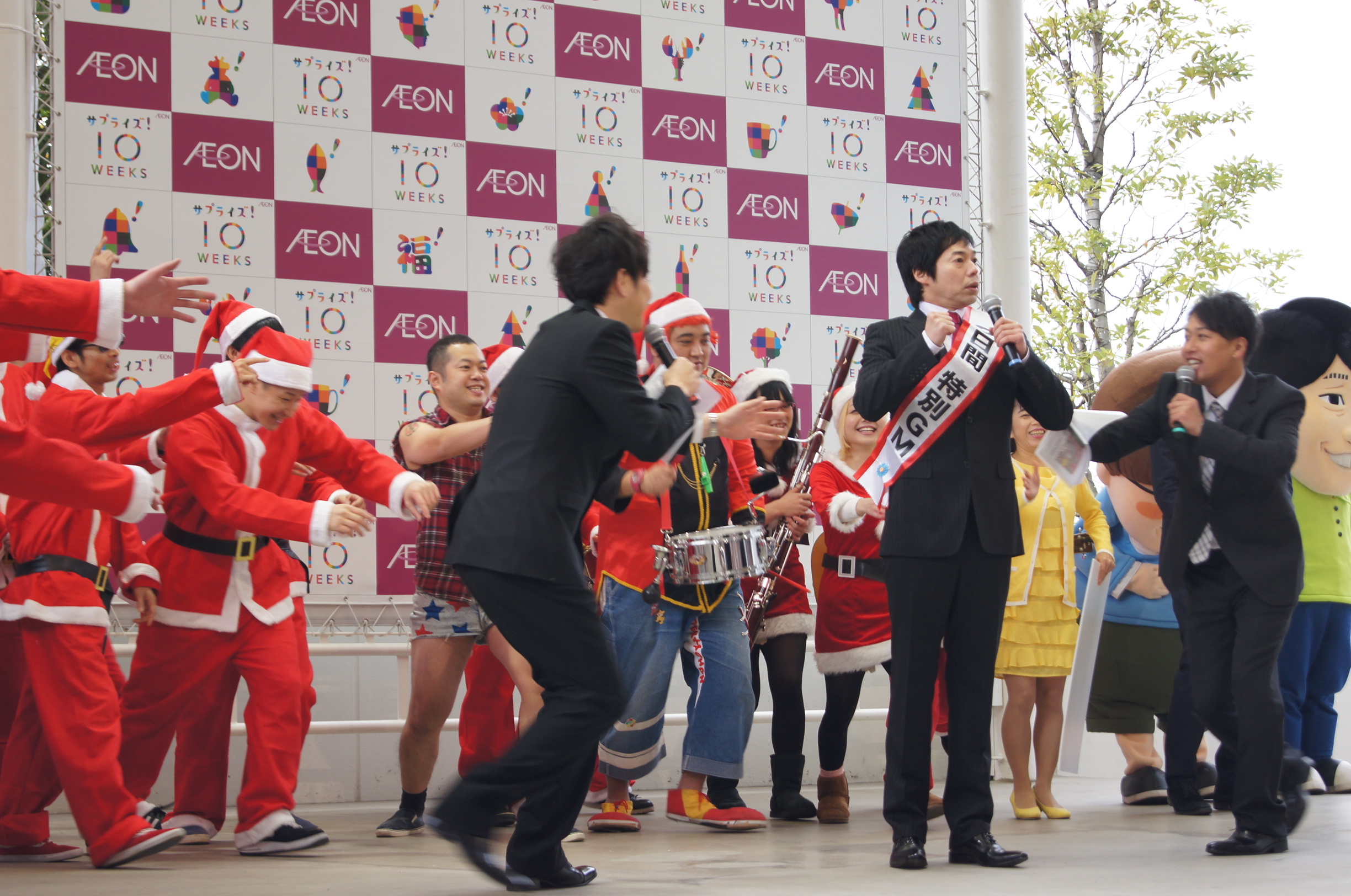 http://news.yoshimoto.co.jp/photos/uncategorized/2014/12/20/20141220174343-0b9deec131ca008570dba5f58dc93d047d96cea0.jpg