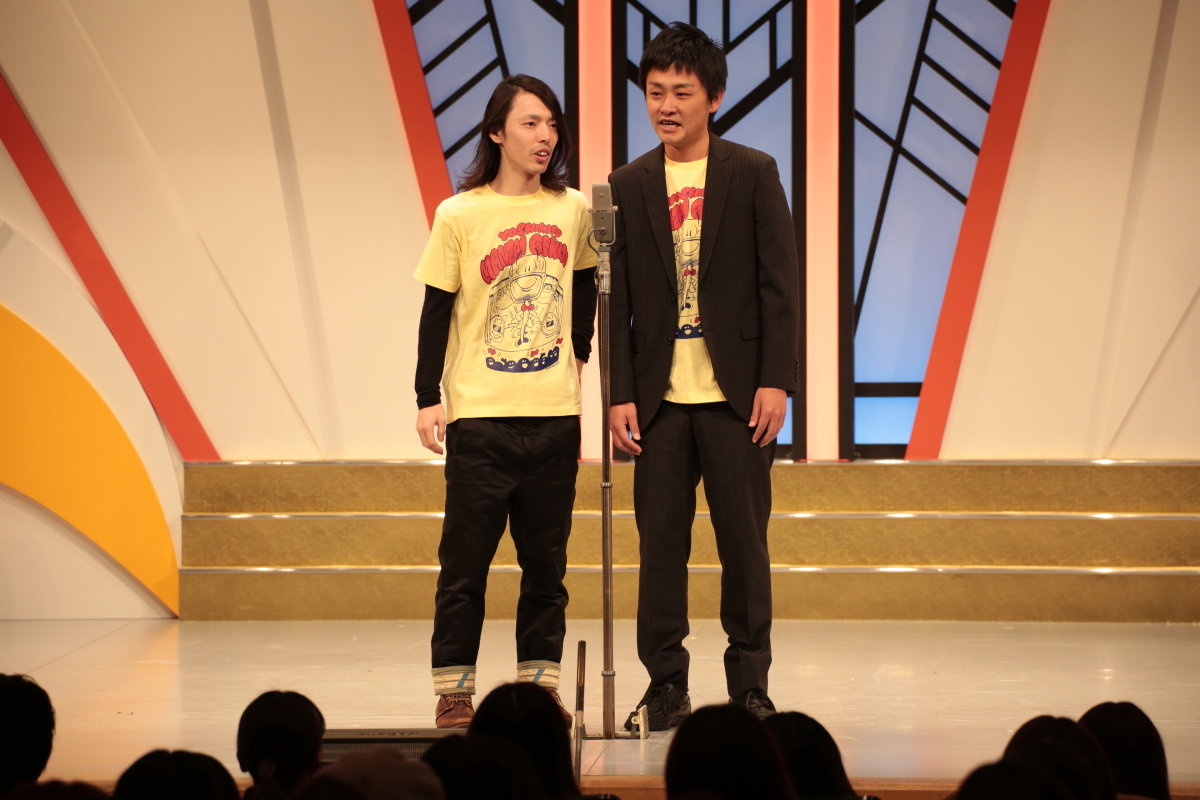 http://news.yoshimoto.co.jp/photos/uncategorized/2015/01/01/20150101083229-423e98a85a1de1ba1cf323e94615cd733bf5ee9b.jpg