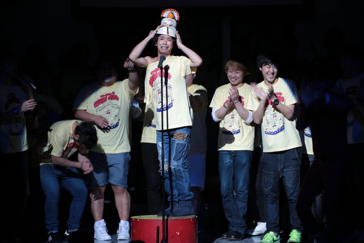 http://news.yoshimoto.co.jp/photos/uncategorized/2015/01/01/20150101085330-51232cb3f1d32ccea429b0c2eb090fe131c5c6a2.jpg