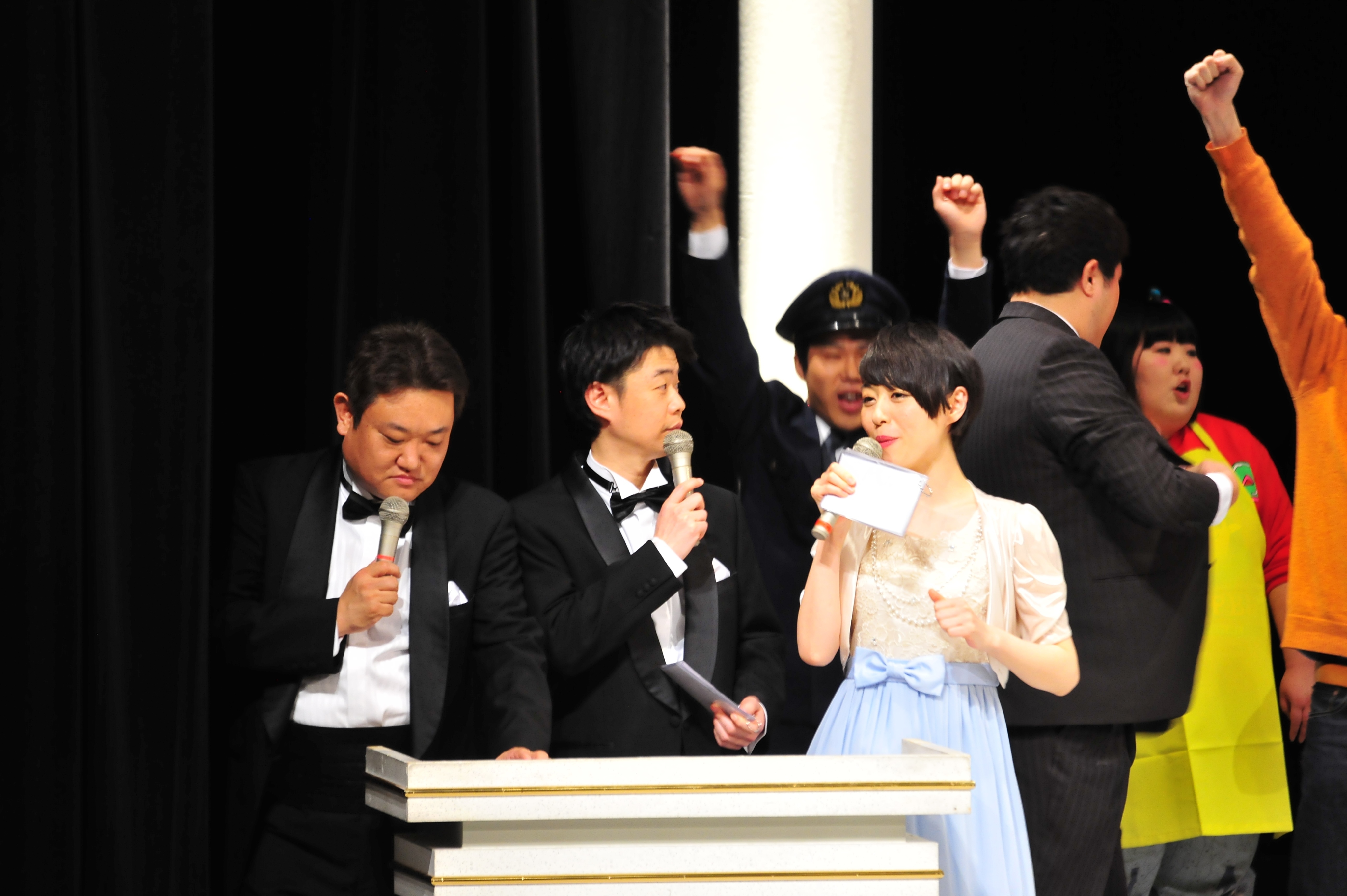 http://news.yoshimoto.co.jp/photos/uncategorized/2015/01/01/20150101154746-e2961f200b2d213e560e8661cbc49fe80ed8cc13.jpg