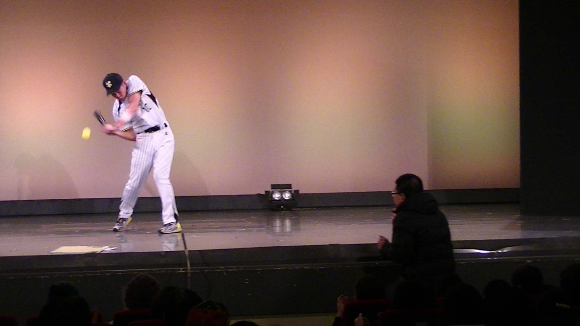 http://news.yoshimoto.co.jp/photos/uncategorized/2015/02/02/20150202145252-046a1472bcf5f4de744a74666d2a9ec3c3948155.jpg