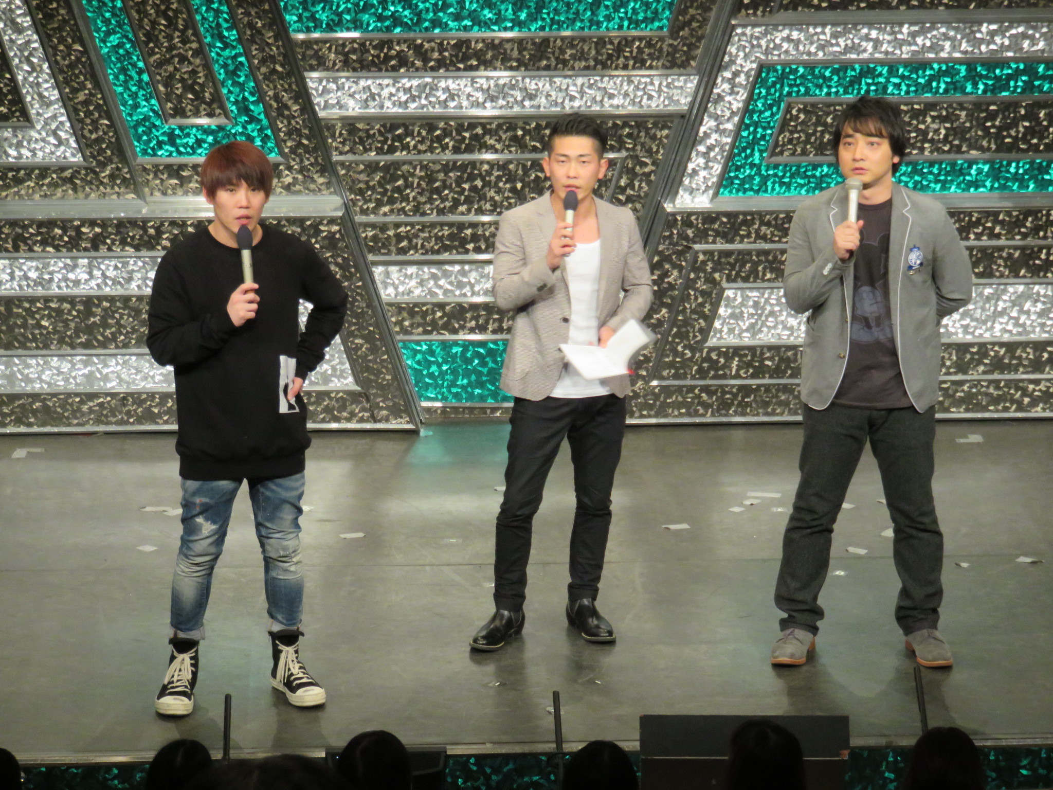 http://news.yoshimoto.co.jp/photos/uncategorized/2015/03/03/20150303215336-458f1c4913b0a639fc32de613782b9f5f45a6539.jpg