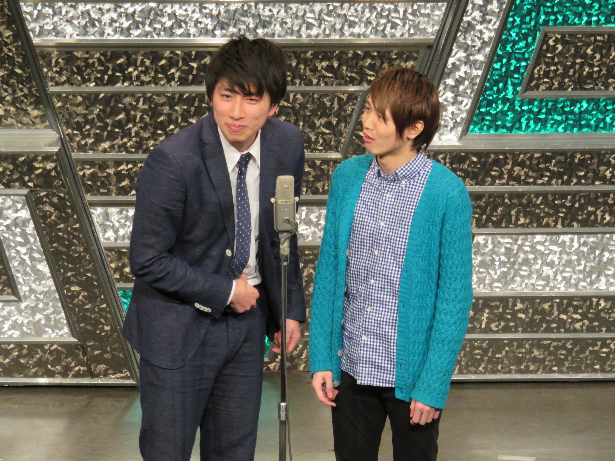 http://news.yoshimoto.co.jp/photos/uncategorized/2015/03/03/20150303215706-0c45fd58afe600994fc4ae24271293d917e5dd97.jpg