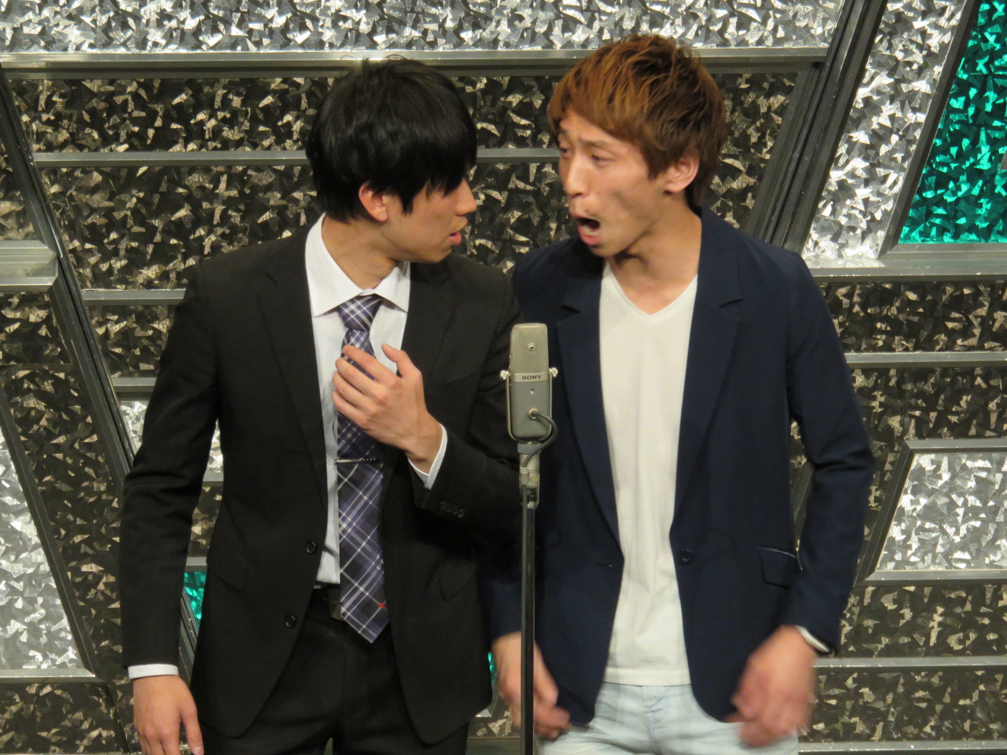 http://news.yoshimoto.co.jp/photos/uncategorized/2015/03/03/20150303215724-b09833605ef2695b3a8b40b5e773c430668d8d2a.jpg