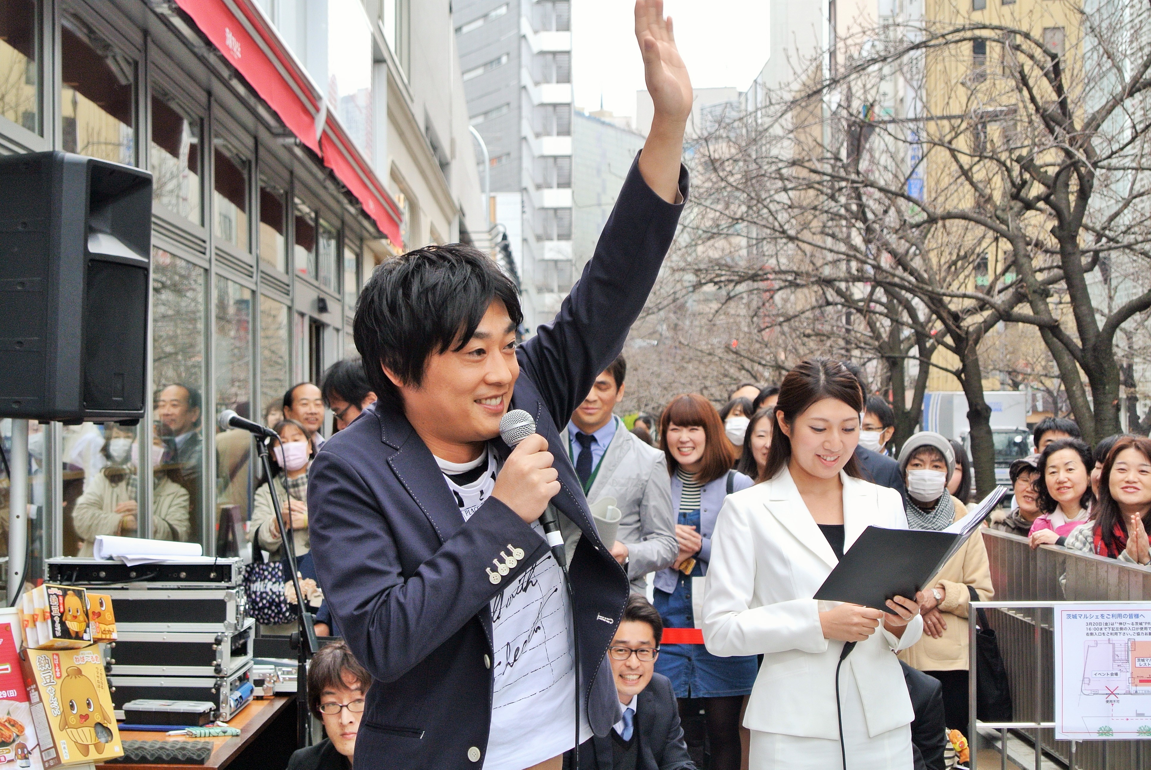 http://news.yoshimoto.co.jp/photos/uncategorized/2015/03/21/20150321004329-fbba3bd098b3d9af1c074e73bfc186da791e2d9f.jpg