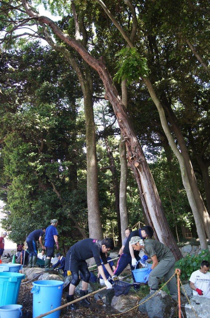 http://news.yoshimoto.co.jp/photos/uncategorized/2015/05/18/20150518142313-f54c5bf061c9af800dcaa92e894068763fb763ca.jpg