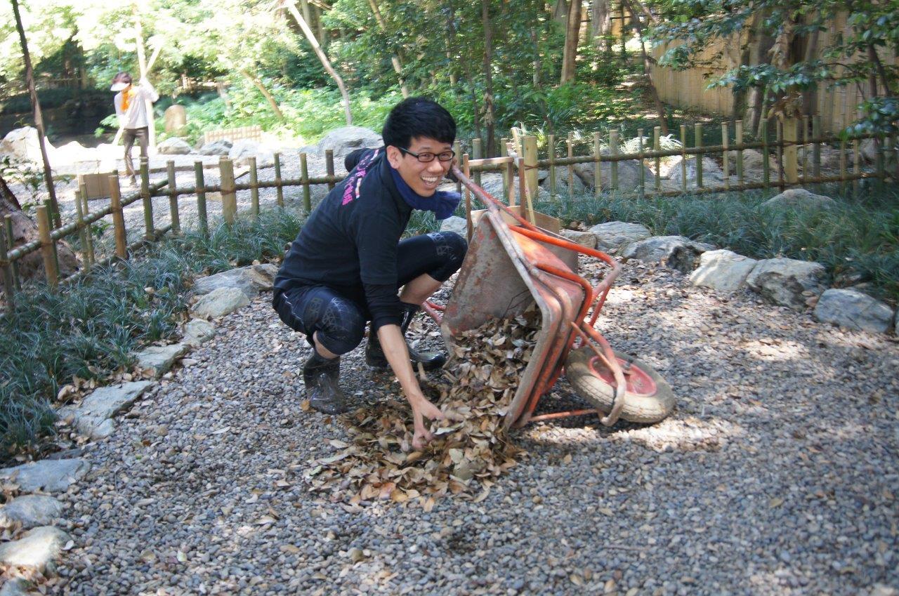 http://news.yoshimoto.co.jp/photos/uncategorized/2015/05/18/20150518142402-8fcaa68b892e750aeefd3ca2ae4276a9fd30ea6a.jpg