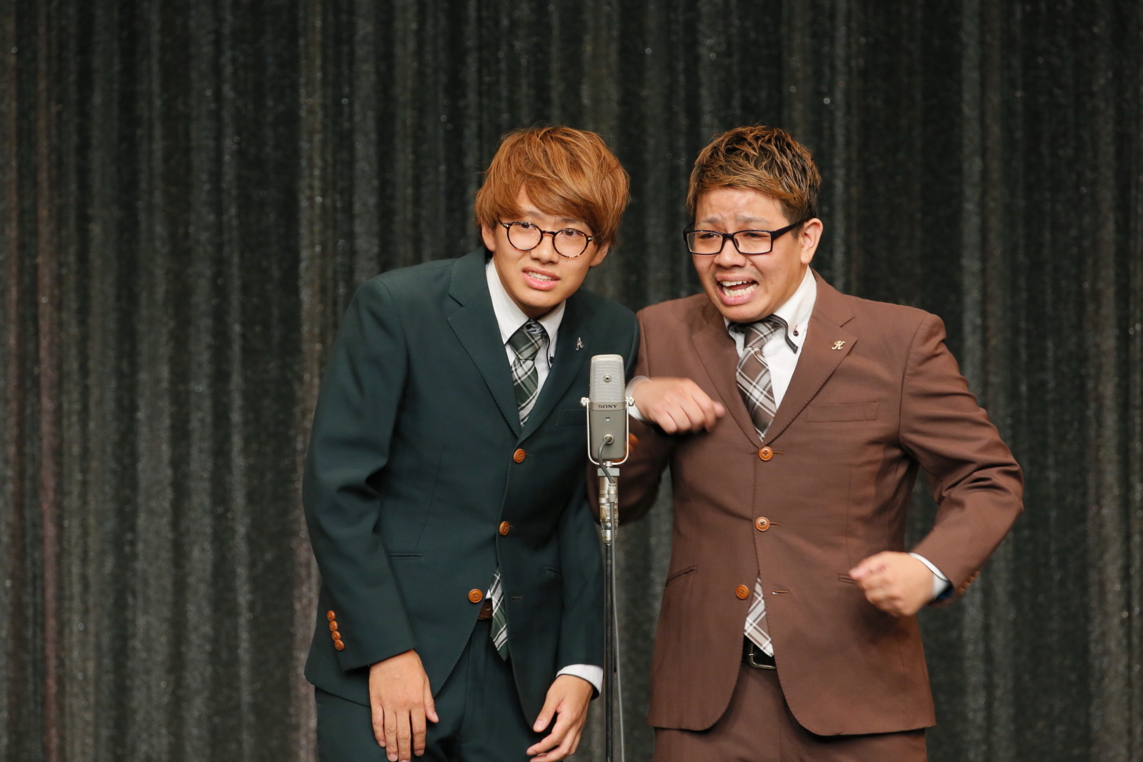 http://news.yoshimoto.co.jp/photos/uncategorized/2015/08/08/20150808225106-04147dc2798bbd4e3a04493c87463356c922765e.jpg