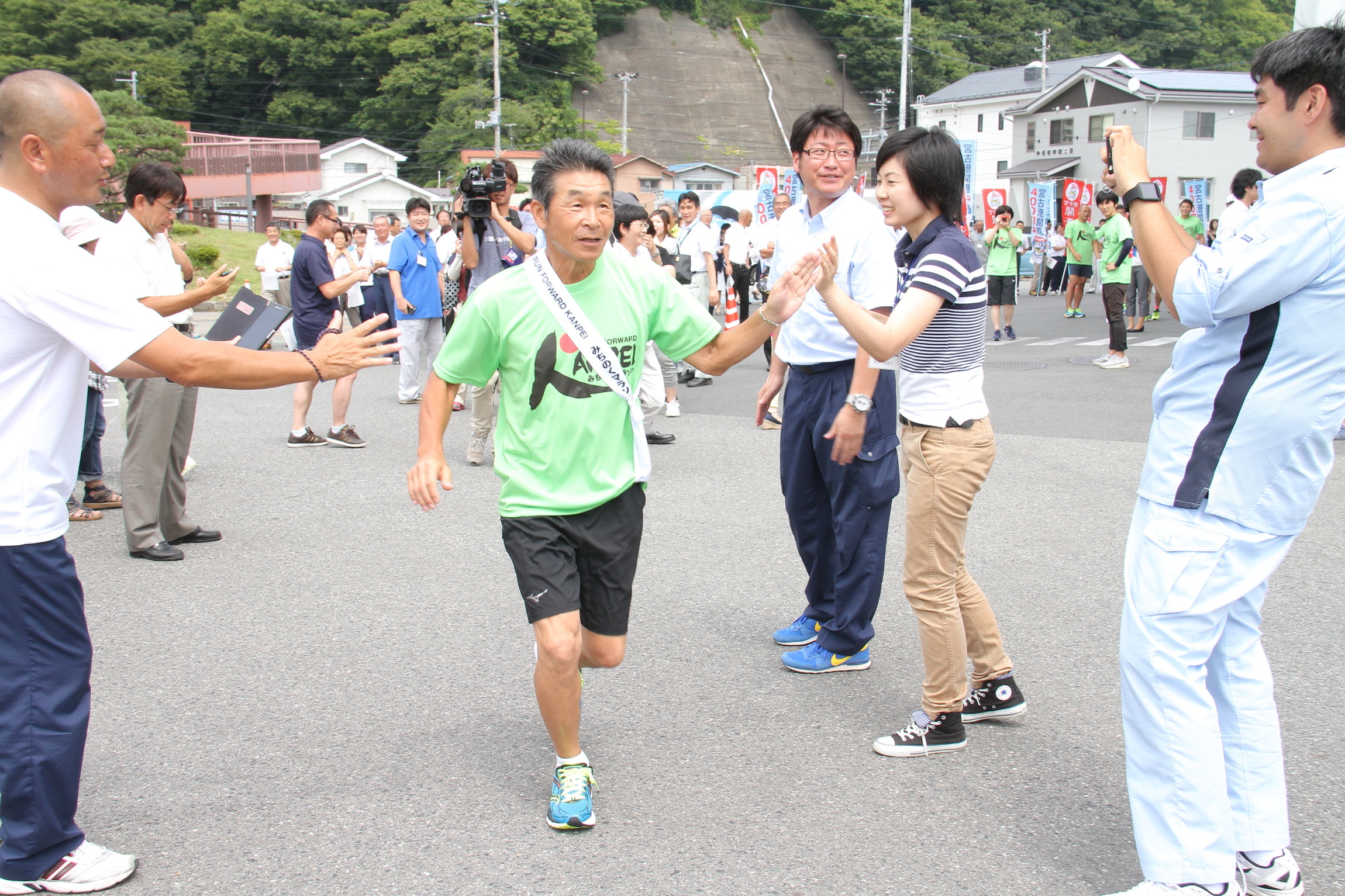 http://news.yoshimoto.co.jp/photos/uncategorized/2015/08/12/20150812191708-dc41b017d40907c5ef4f7d2497ebf43a681c5a6d.jpg